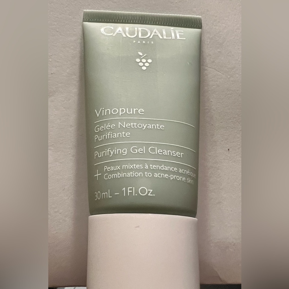 Caudalie Vinopure Purifying Gel Cleanser - Soft Green